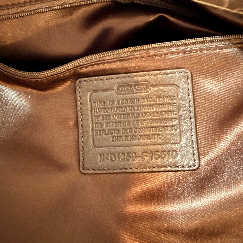 Coach Tan and Brown Signature Shoulder Bag excellent condition, satin bag - Picture 10 of 16